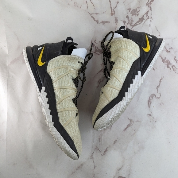 Nike LeBron 18 Lakers Home Mens 14 CQ9283-100 Amarillo Gold White Sneaker Shoe main image 8